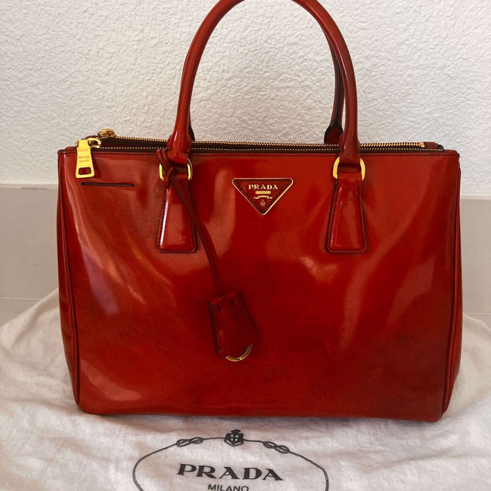 Large Galleria Patent Leather Bag in gradient burnt orange w/ gold tone hardware
